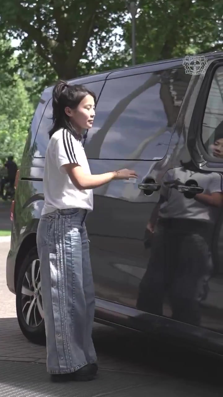 官方：沈梦露加盟勒沃库森女足，签约至2026年
