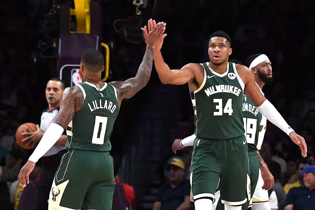 🏀雄鹿VS步行者前瞻：哈利伯顿状态低迷，雄鹿反弹力争三连胜